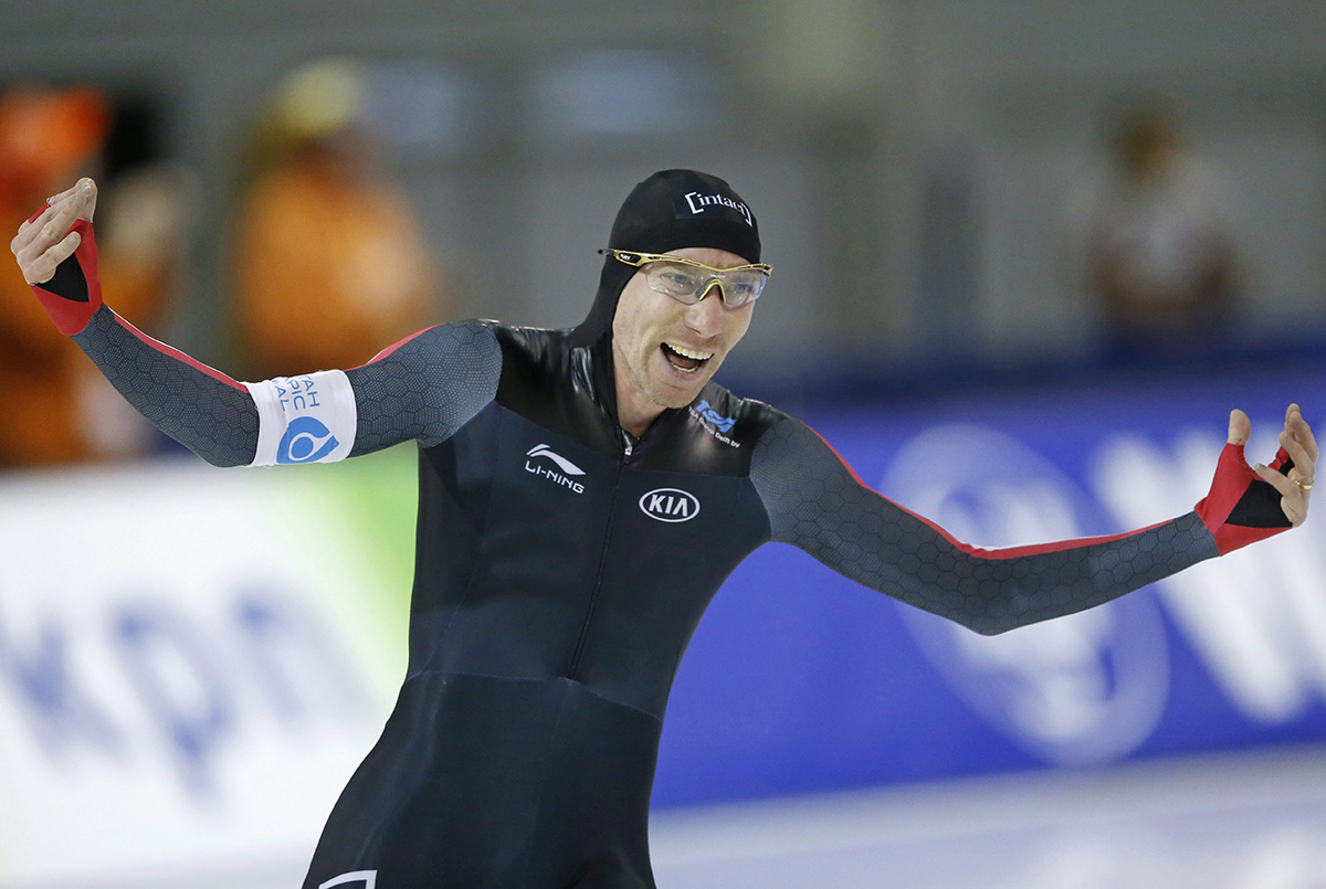 Canada’s Ted-Jan Bloemen celebrates after setting a world record in the men’s 5000-meters at a World Cup speedskating event Sunday, Dec. 10, 2017, in Kearns, Utah.