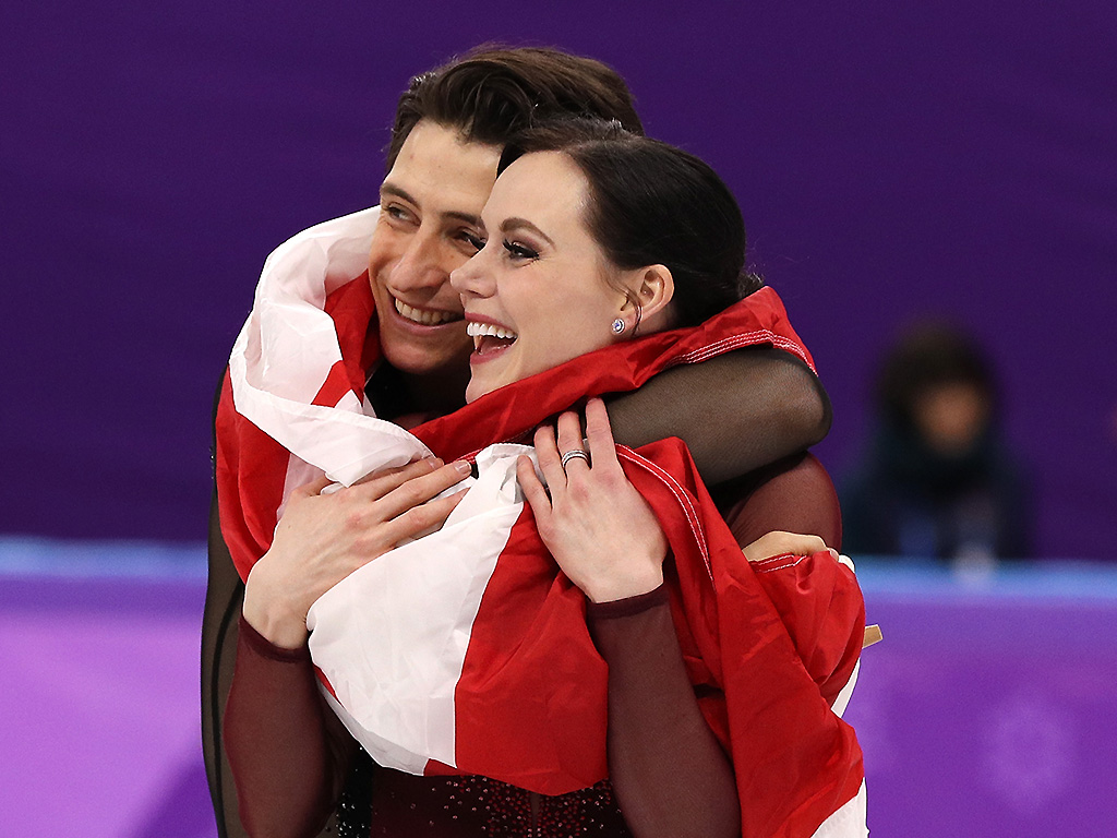 Decorated Olympian ice dancers Tessa Virtue and Scott Moir will make a stop in Barrie on their cross-country 'Thank-you Canada' tour.