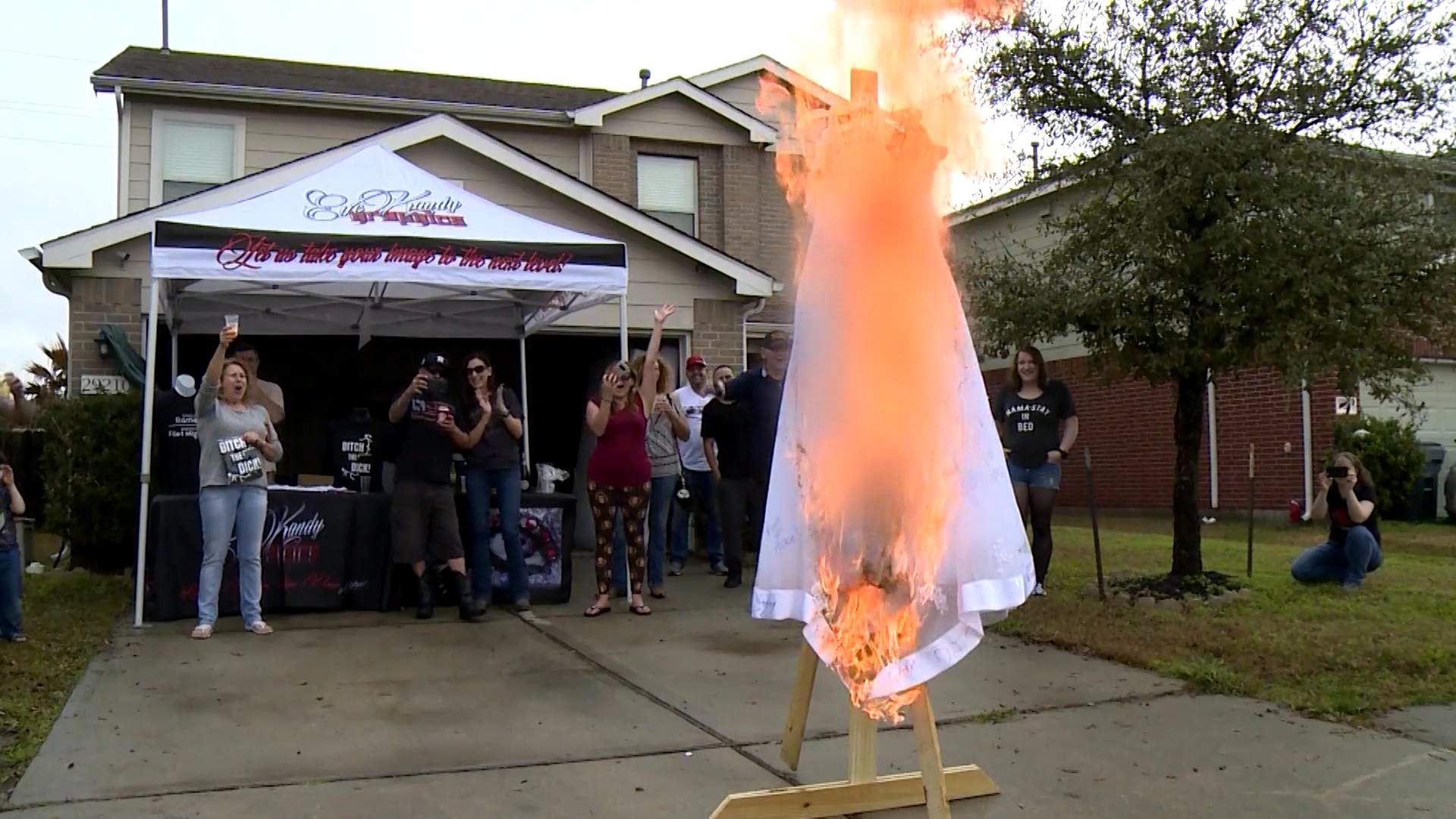 burn the dress party Woman torches her wedding dress to celebrate divorce - National