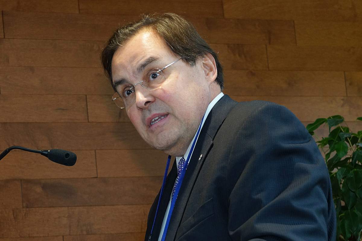 Rector of the Université de Montréal Guy Breton.