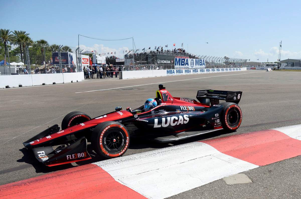 Robert Wickens leads into Turn 2 during the IndyCar Firestone Grand Prix of St. Petersburg, Sunday, March 11, 2018, in St. Petersburg, Fla. 