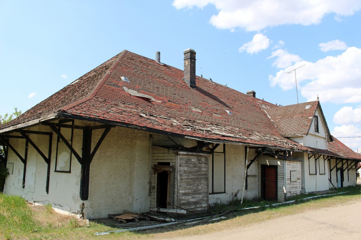 A national preservation group said it was dismayed to learn the federal government has granted approval to demolish a heritage railway station in Saskatchewan.