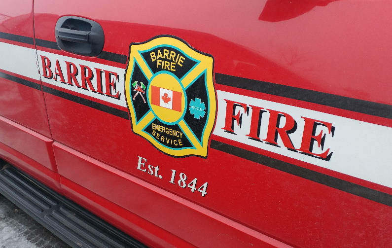 Head-on collision in Barrie leads to car catching on fire - Vimarsana News
