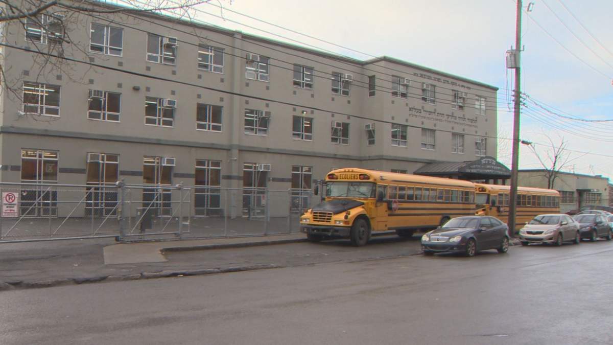 Buses in Outremont are at the heart of a controversy that erupted at borough council on Monday.