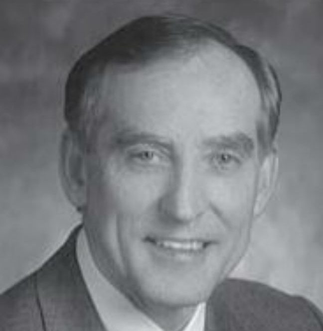 Former New Brunswick health minister Dennis Furlong has died at the age of 72.