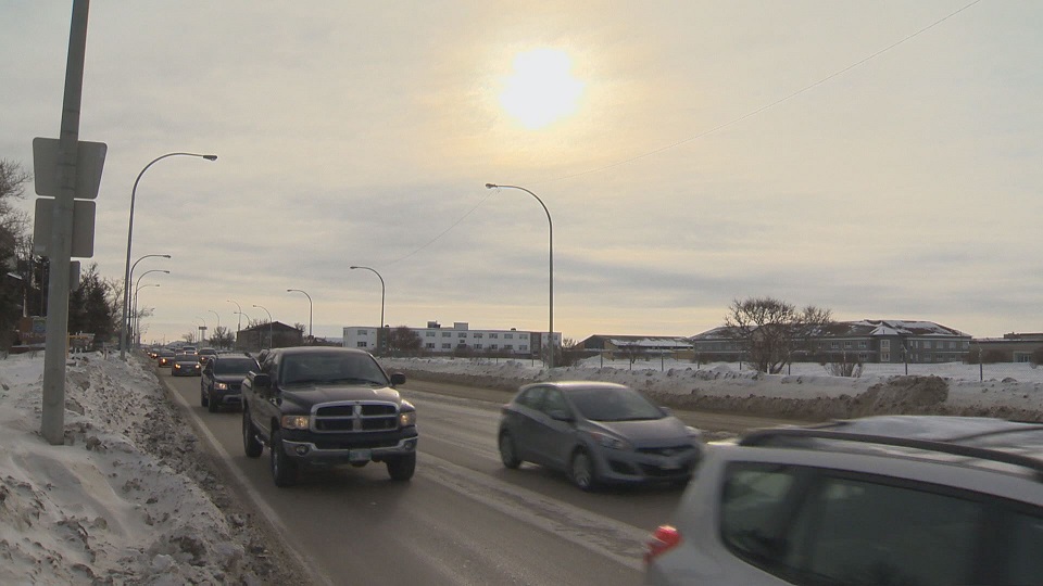 City of Winnipeg reveals proposed design for new St. James Bridge, widening of Kenaston Blvd. - image