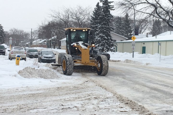 City of Edmonton says more equipment, better service coming to snow removal this season