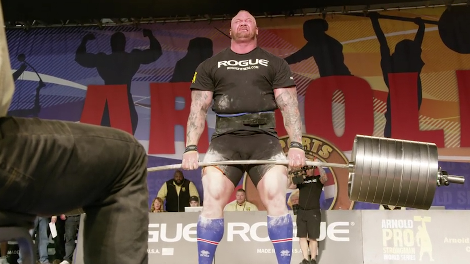 Hafthor Bjornsson 'The Mountain' Breaks The World Deadlift Record ...