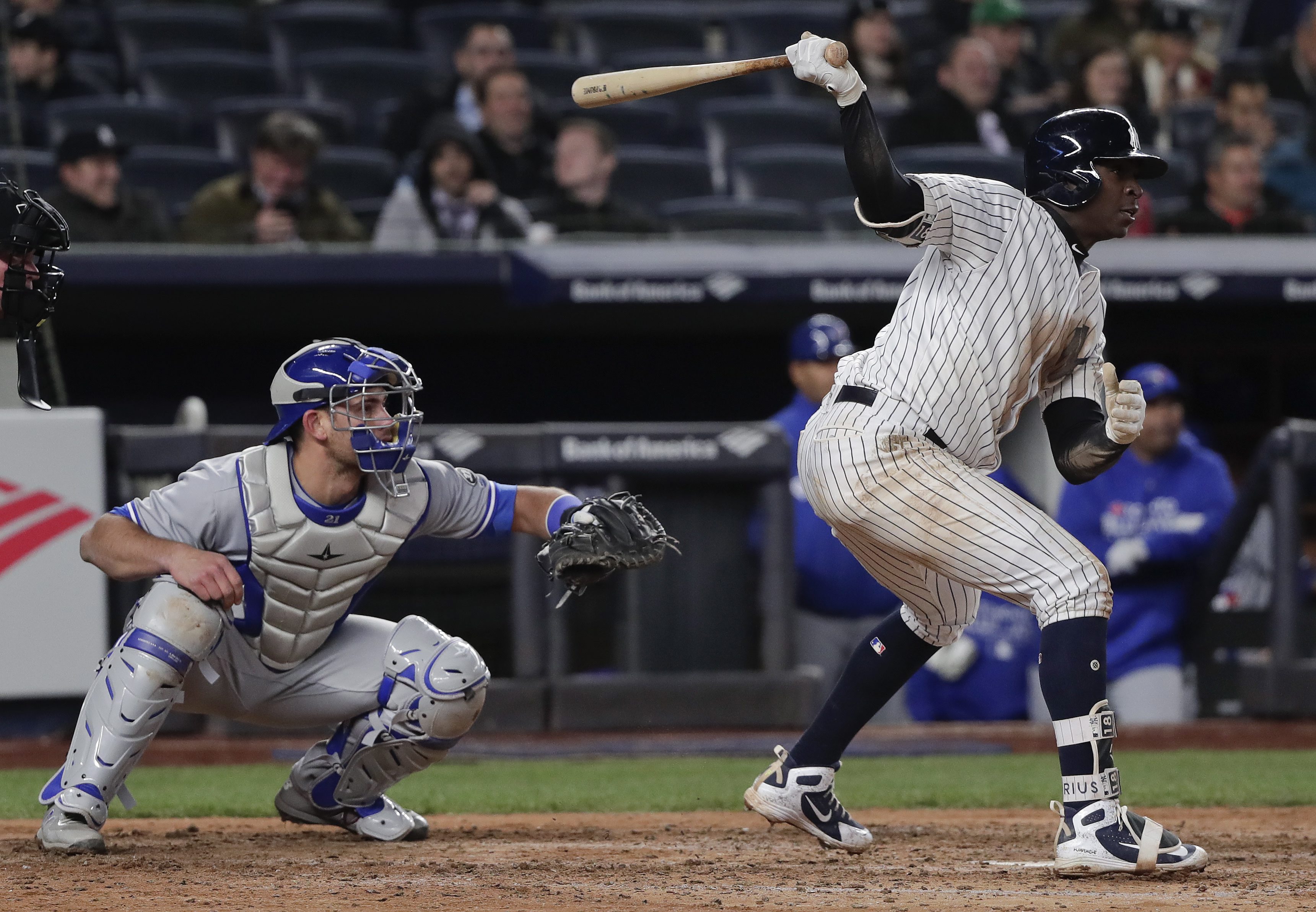 Greg Bird homers in 10th as Yankees beat Blue Jays