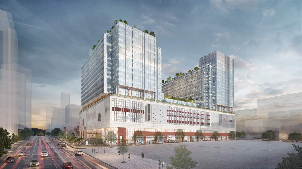 Justin Trudeau announces new Amazon Vancouver headquarters to bring 3,000 jobs - image