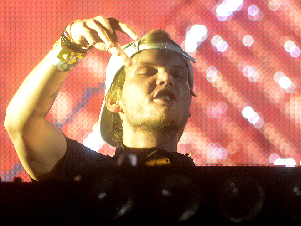 Avicii Dead: Swedish DJ Dies At Age 28 - National | Globalnews.ca