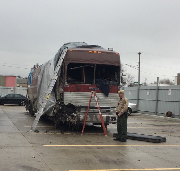 The exterior of the Columbus Cottonmouth’s bus