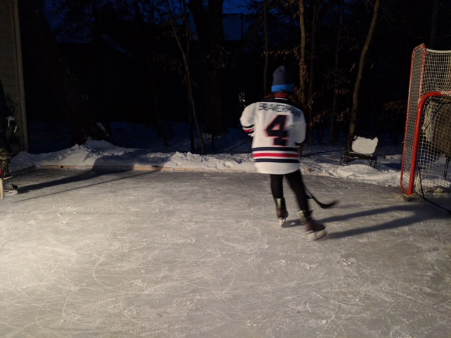 Braverman and his wife have two children. He and his daughter cheer for the Jets. His wife and son cheer for the Wild.