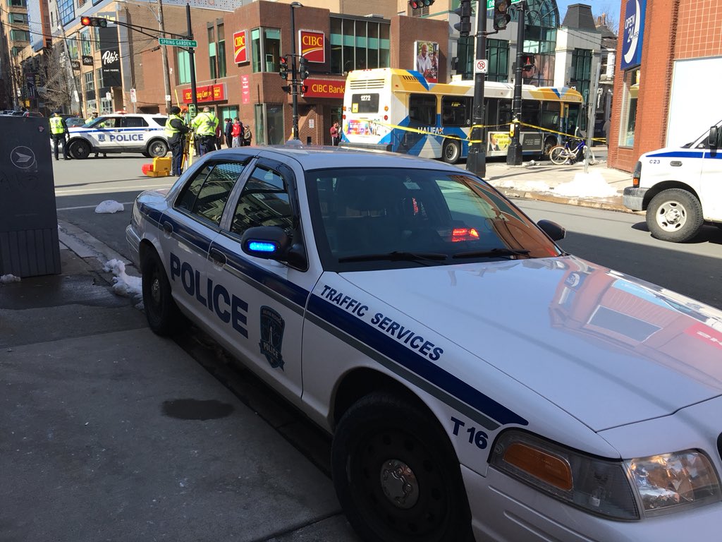 Two pedestrians hit by Halifax Transit bus on Spring Garden Road - image