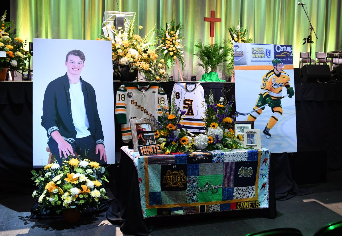 Jersey Gala pays tribute to victims of Humboldt Broncos crash