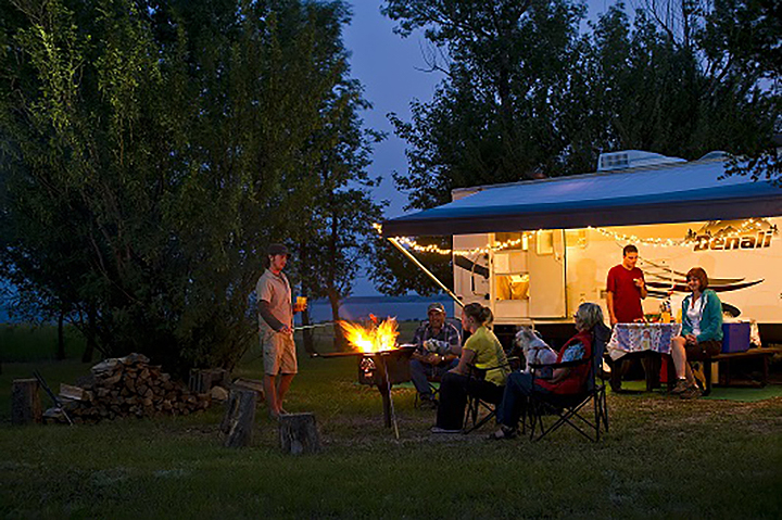 Saskatchewan provincial parks campsite reservations for the 2020 season kick off on April 13 with seasonal bookings.