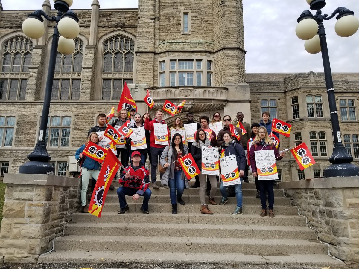 Graduate teaching assistants held an information picket on April 13, 2018.