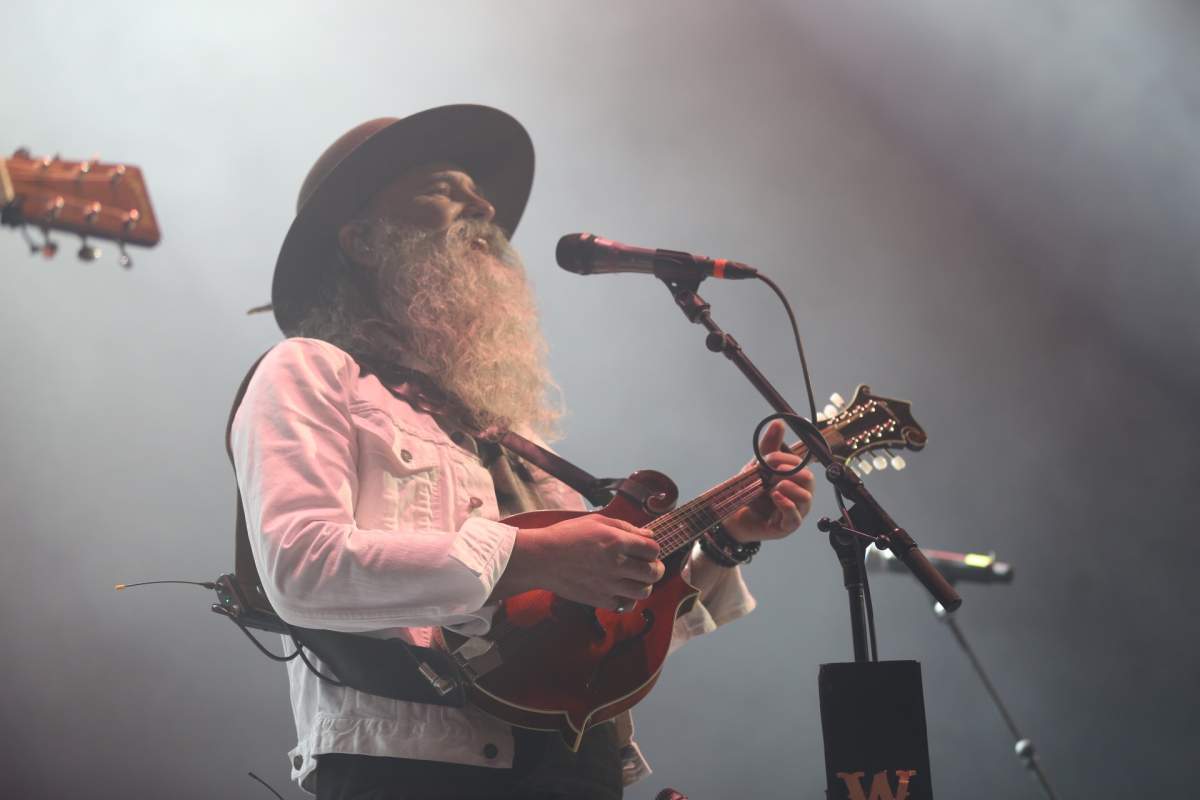 David Roberts of The Washboard Union performs at CISN Country 103.9.