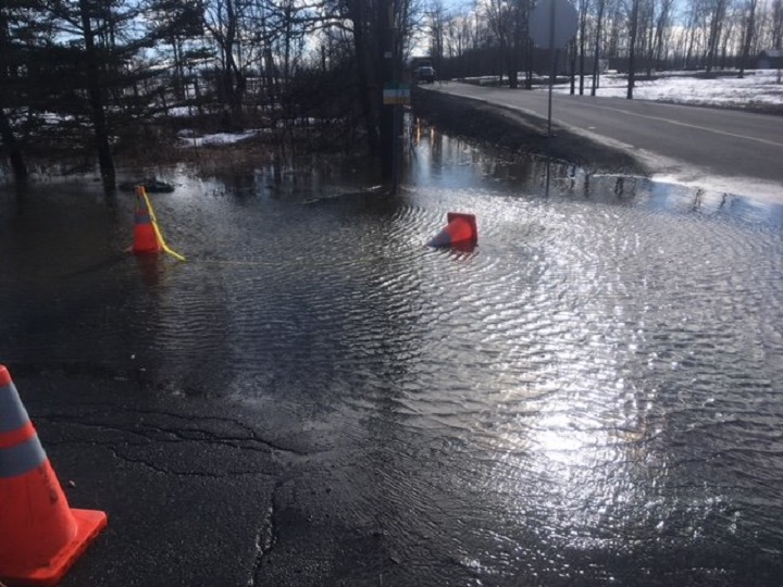 Part of de la Baie Road in Rigaud is closed due to a road collapse following heavy rain.