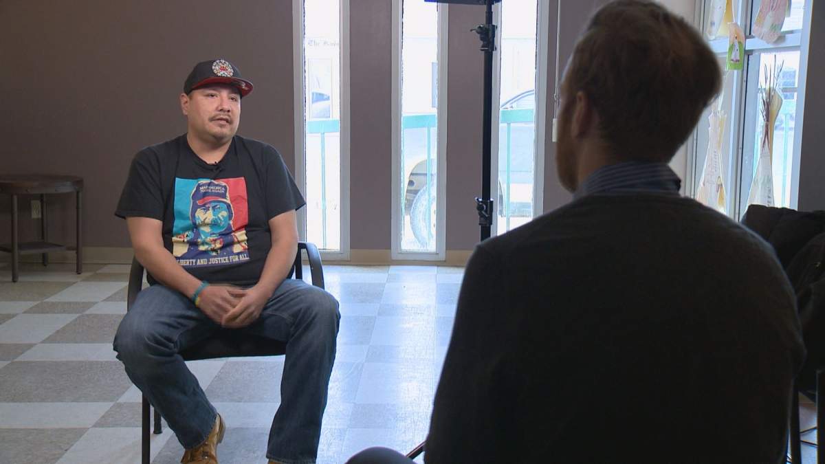Robert Severight tells Global News about his work as a youth mentor on the Cote First Nation.