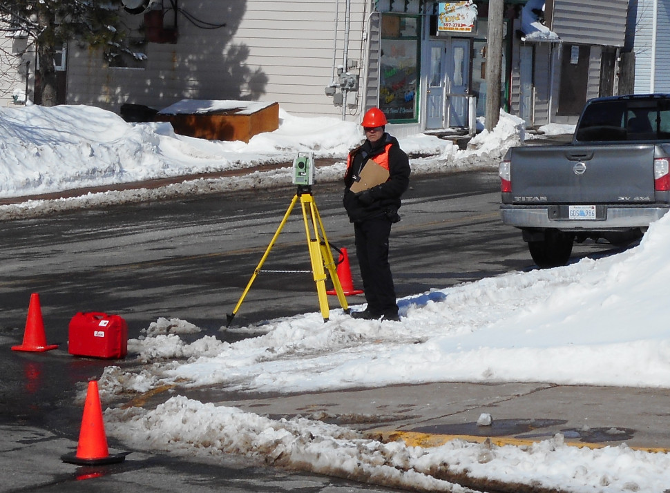 RCMP officers in Amherst, N.S., used a rented pickup truck and dressed as surveyors in an attempt to catch drivers not buckling up.