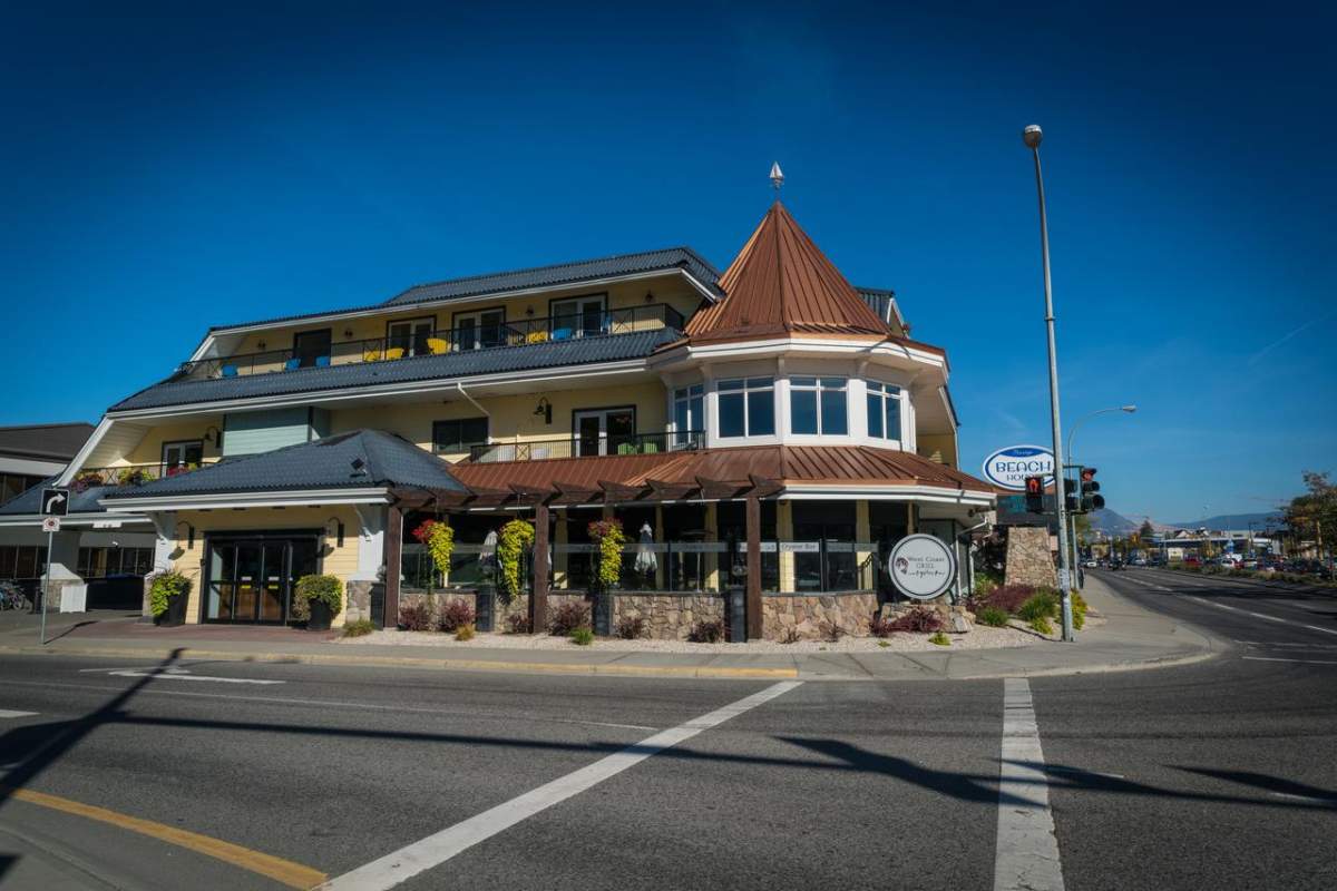Family-owned Kelowna-based hotel chain celebrates 25 years - image
