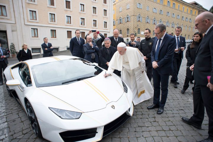 Pope Francis receives a Lamborghini Huracan at the Vatican in November 2017.