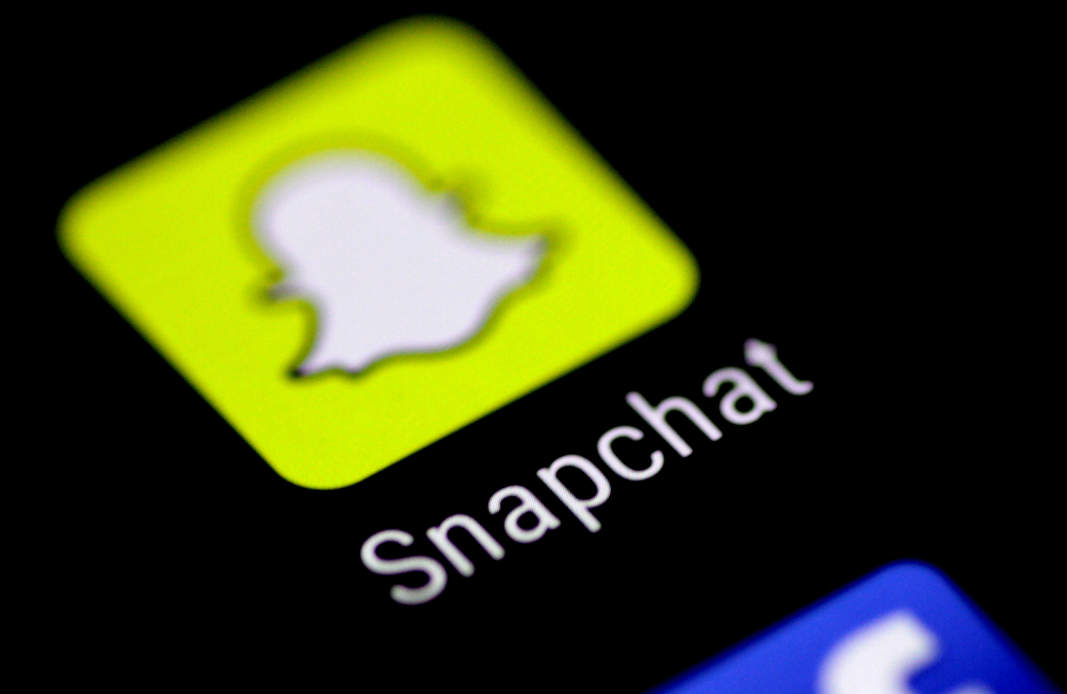 Man faces sex charges after using snapchat to lure girls: Halifax police