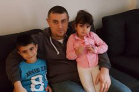 Taha El Taha and his children Ahmad, 7, and Tala, 3.