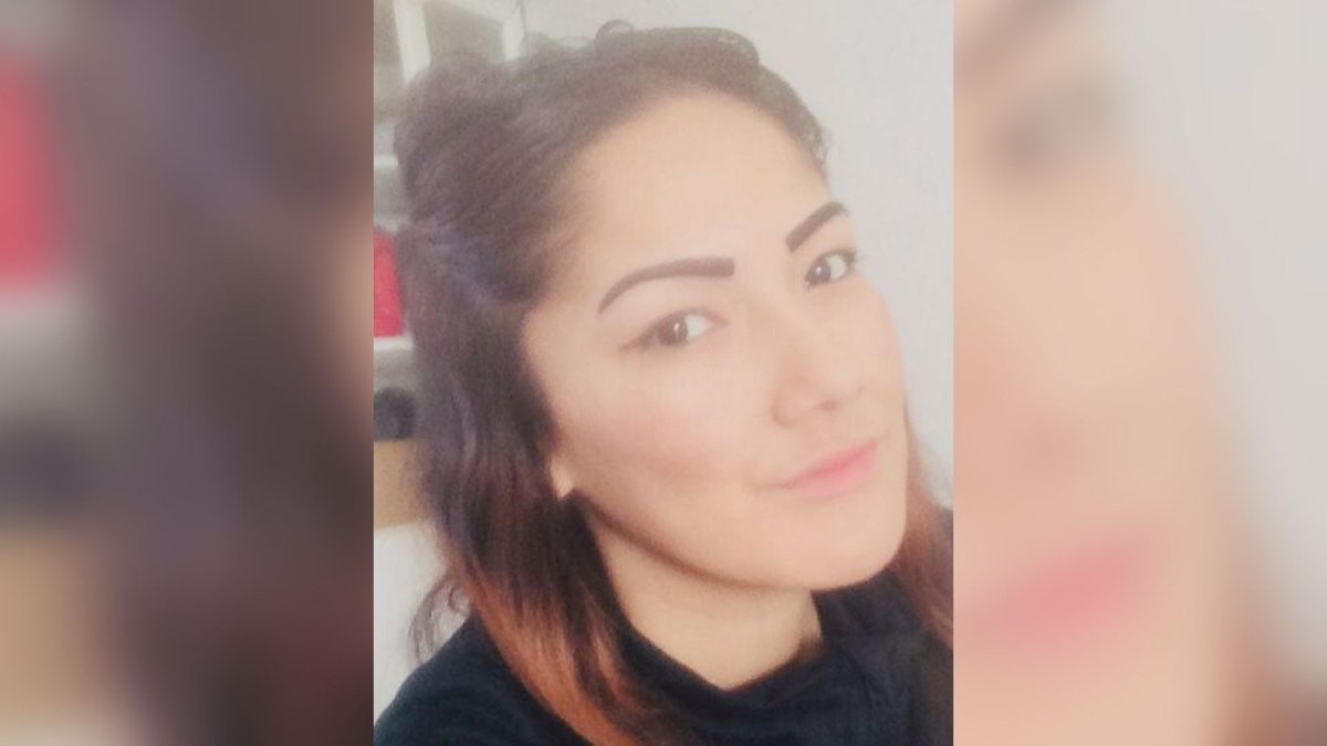 Winnipeg Police are searching for missing 30-year-old Cheryl Ross .