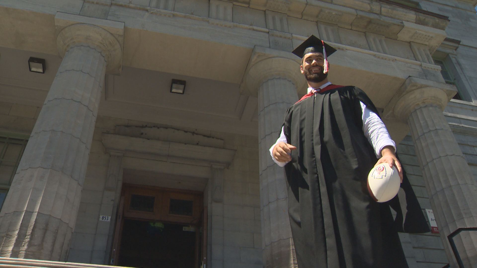 Kansas City OL Laurent Duvernay-Tardif graduated from medical school on  Tuesday