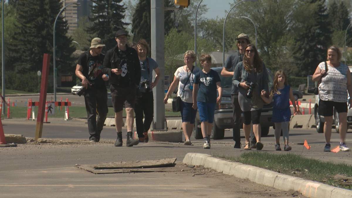Amateur photographers take scenic shots of the Holyrood neighbourhood.