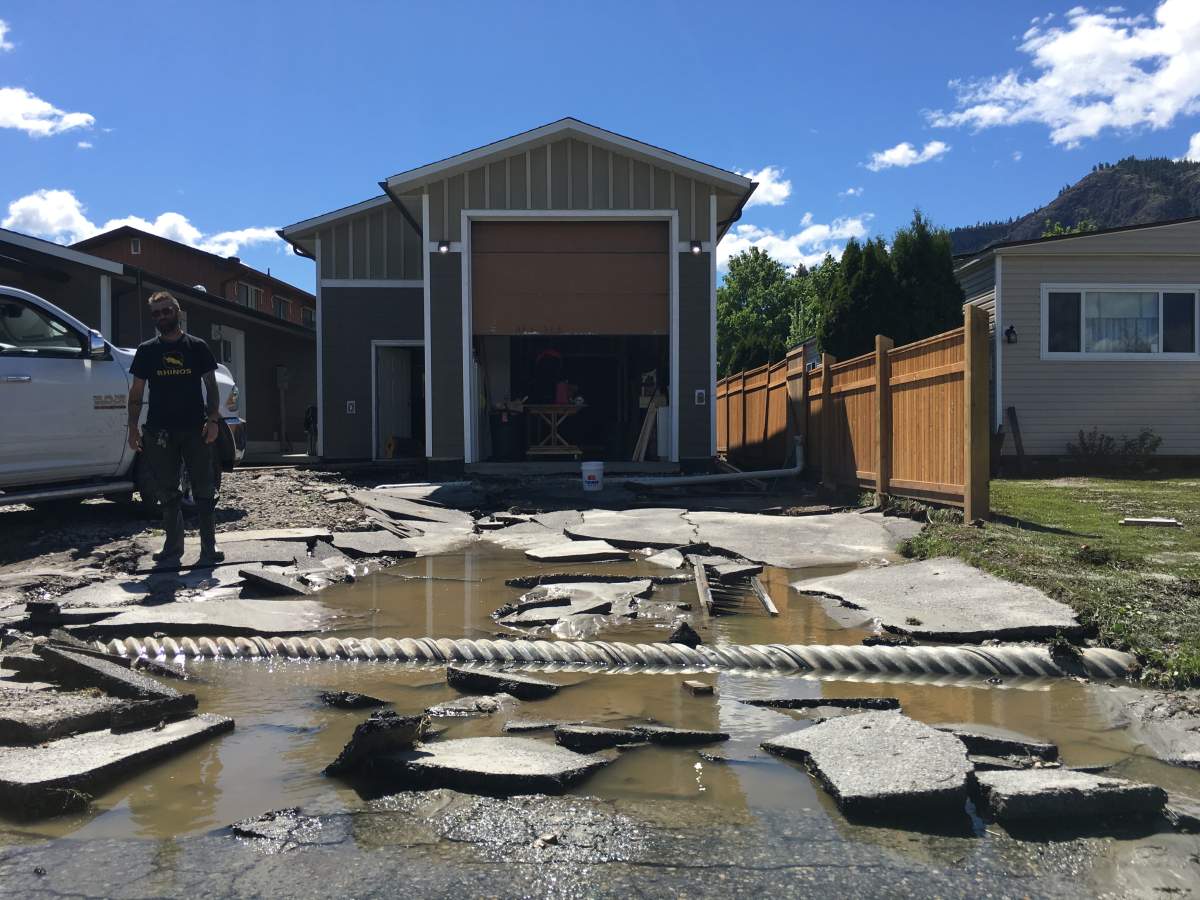 Ok Falls drying out and cleaning up after flood waters recede - image