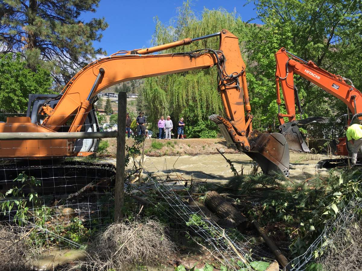 Ok Falls drying out and cleaning up after flood waters recede - image