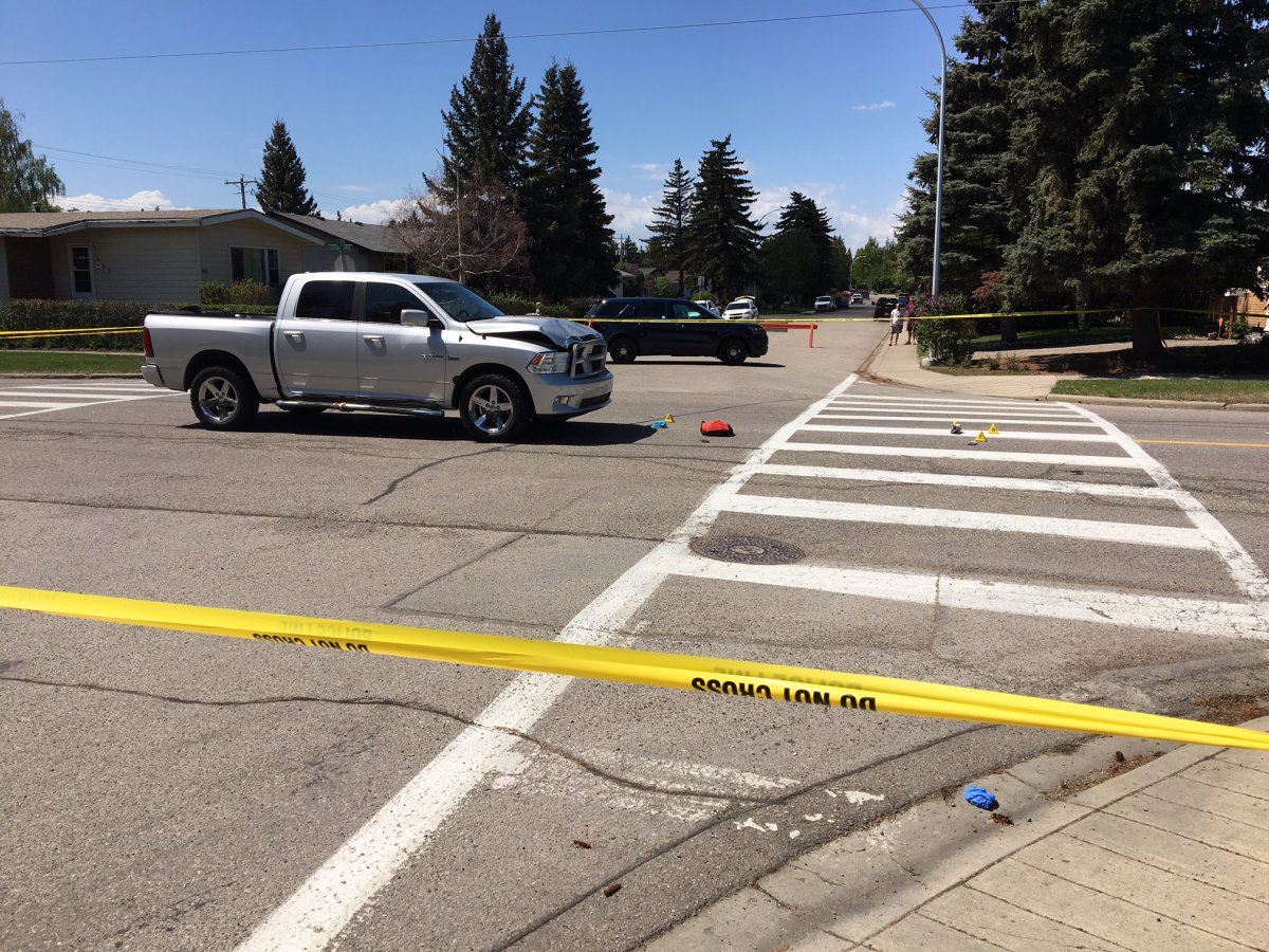 Pedestrian struck, killed by vehicle in southeast Calgary Calgary