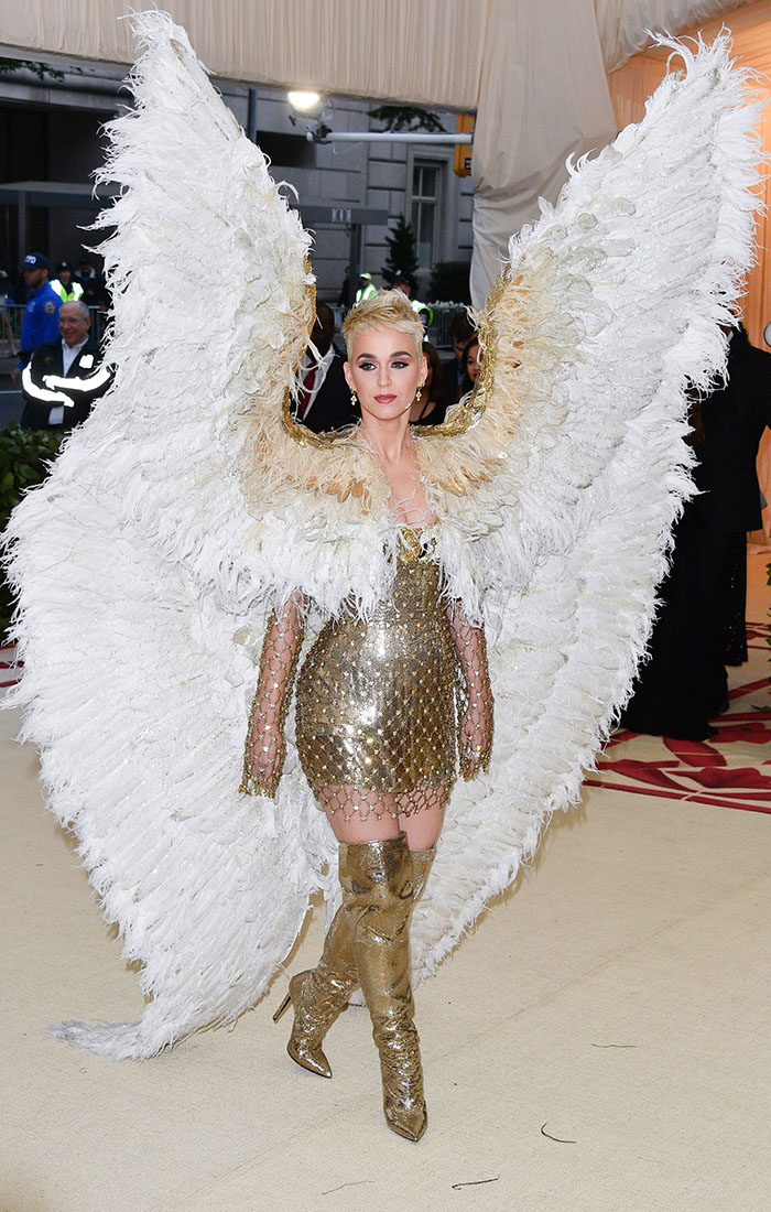 Covet, when are we going to have our Madonna MET Gala 2018 “Heavenly  Bodies” look? She even has bouquet!! : r/Covetfashion