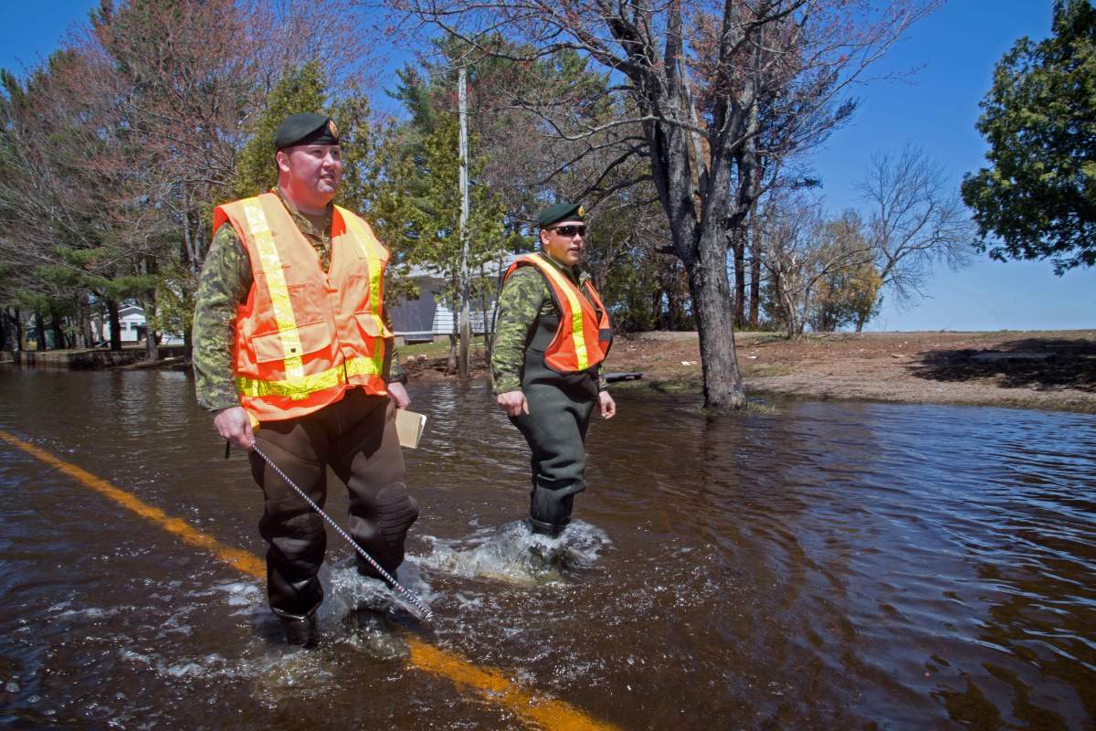 Members of 4 Engineer Support Regiment conduct infrastructure assessment operations in New Brunswick. 