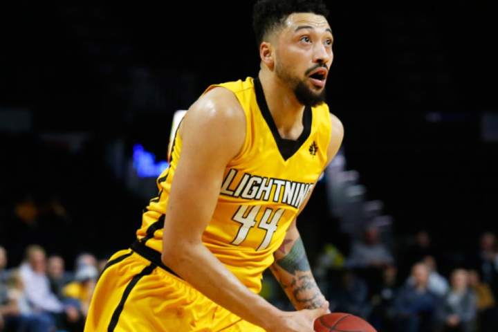 The London Lightning come home down 2-0 to Halifax - image