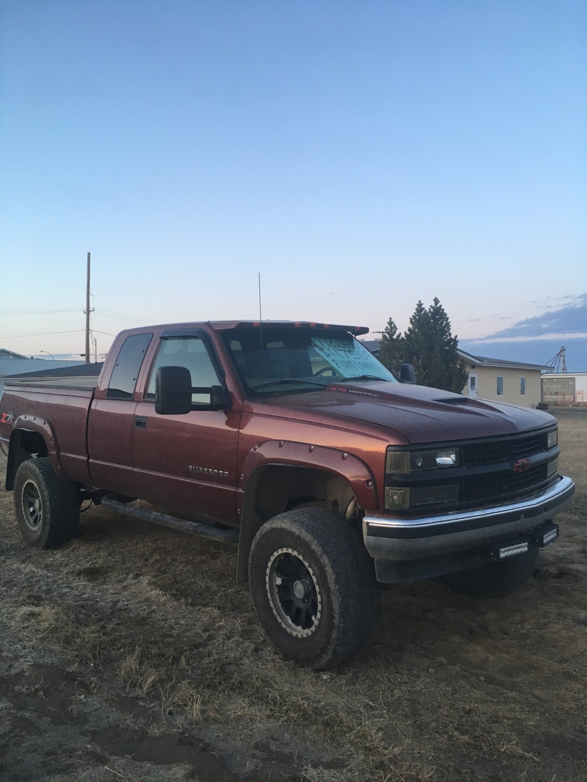 A picture of the stolen 1998 Chevrolet Silverado 1500 truck that was stolen.