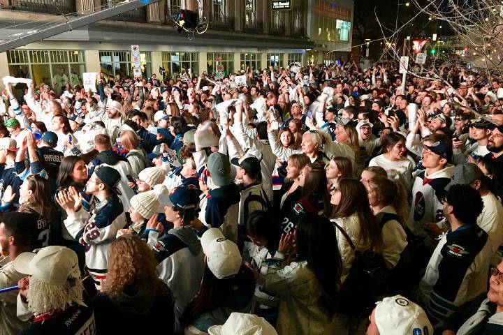 There were about 15,000 people at Saturday night's street party, according to Economic Development Winnipeg.