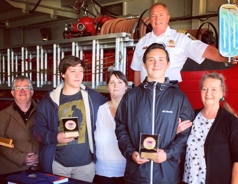 Sixteen year-old Sampson Parker and 13 year-old Finn were home for spring break when they smelled smoke. They ended up saving their entire family.