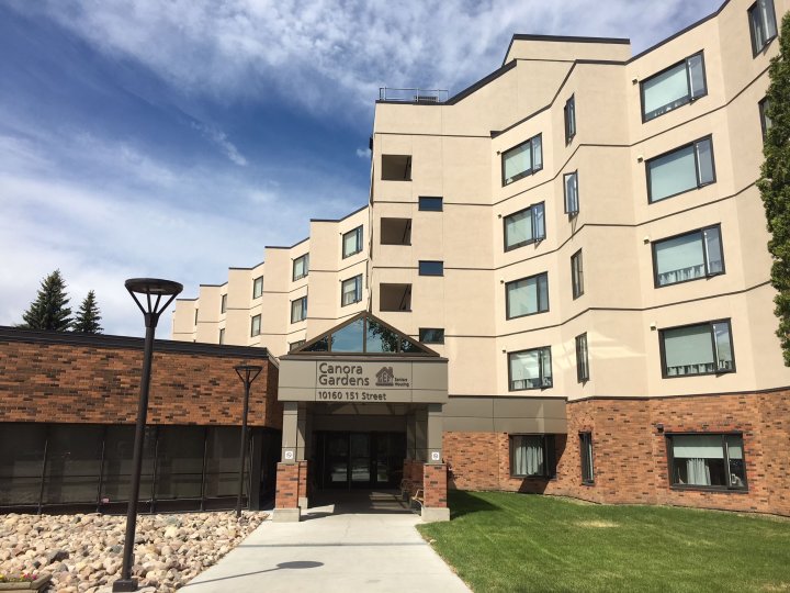 Edmonton seniors’ home Canora Gardens rebuilt after deadly fire