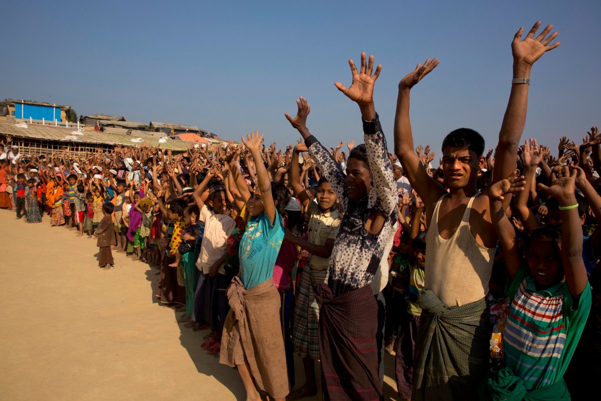 Myanmar and the United Nations agreed to take steps to create conditions for the safe return of about 700,000 Rohingya Muslims who have fled military-led violence into Bangladesh, announced on Thursday, May 31, 2018. 