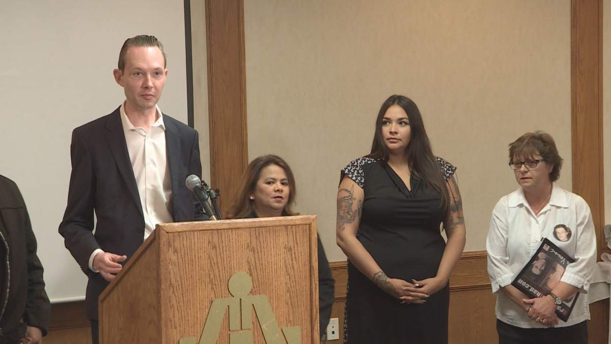 A group of Edmonton mothers join MP Michael Cooper in calling on Ottawa to toughen impaired driving laws.