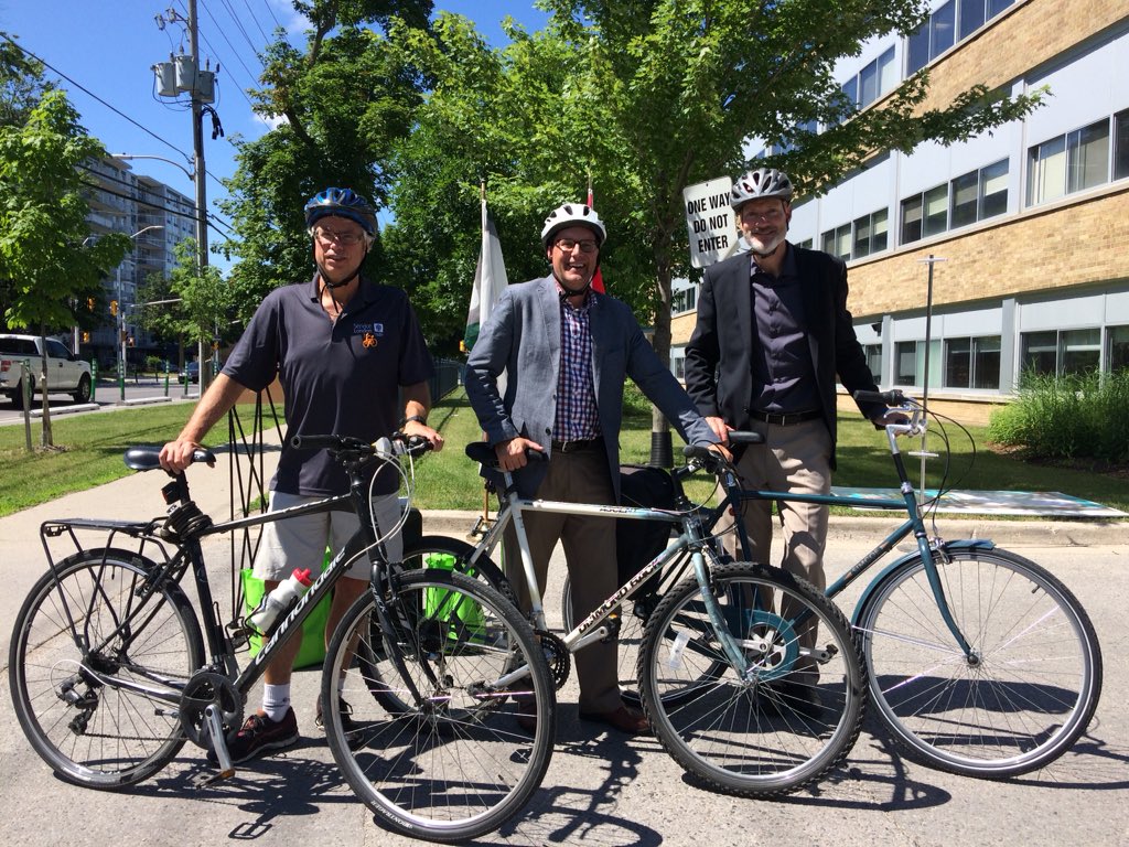 Jay Stanford, London’s director of environment, fleet and solid waste, Matt Brown, London’s mayor, and Doug McRae, London’s transportation manager.