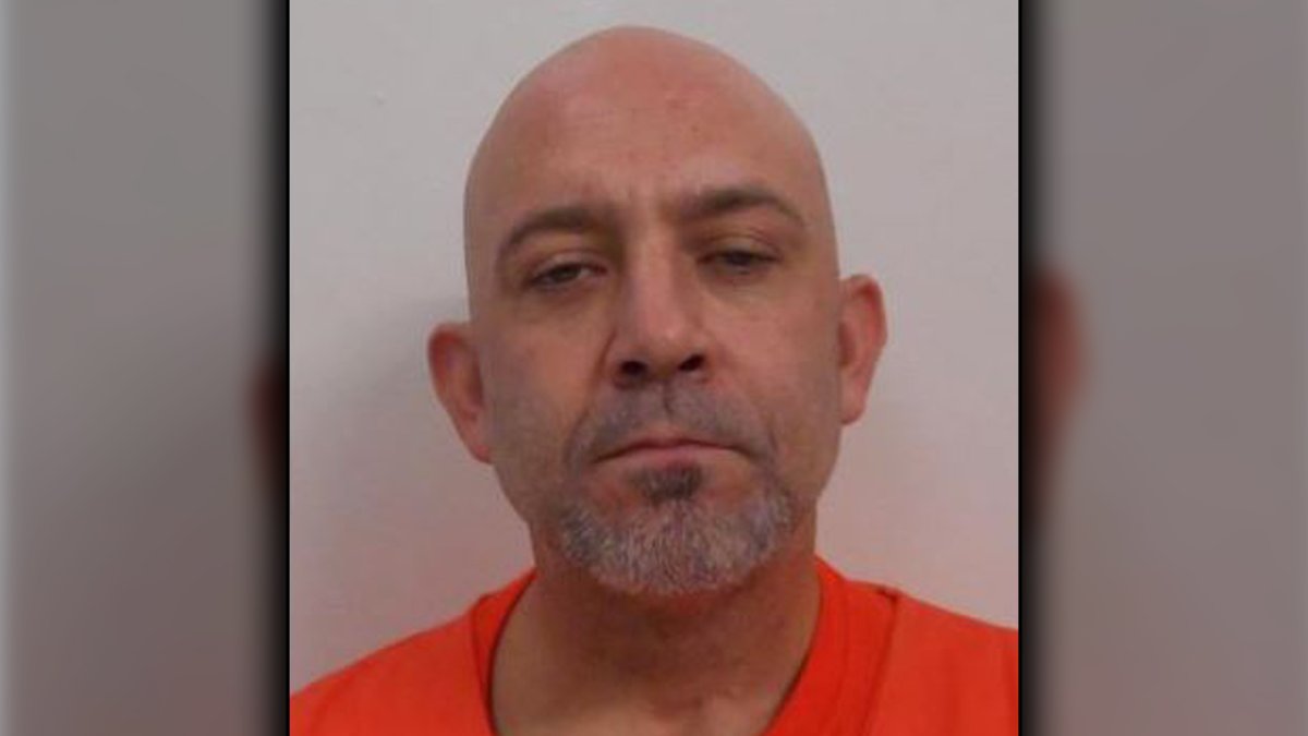 A Canada wide warrant has been issued for 45 year old Daniel Mclean.