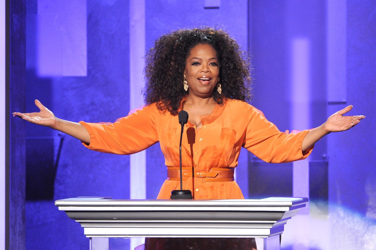 Oprah Winfrey, Apple Sign Multi-Year Content Partnership