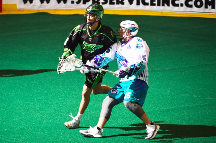 The Rochester Knighthawks forced Game 3 in the NLL final with a 13-8 win over the Saskatchewan Rush.