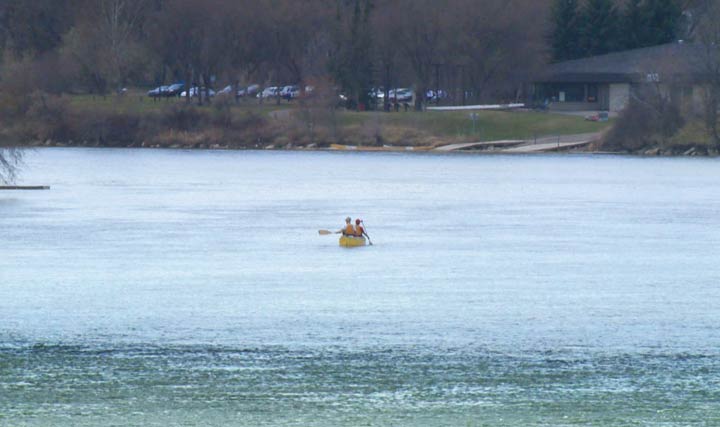 The Saskatoon Fire Department says boaters should practice what to do in the event of an emergency before going on the South Saskatchewan River.