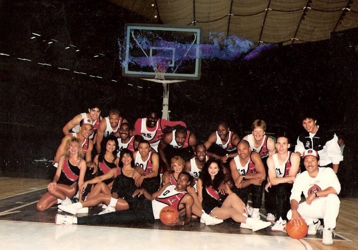 The Vancouver Nighthawks with the Hawkettes.